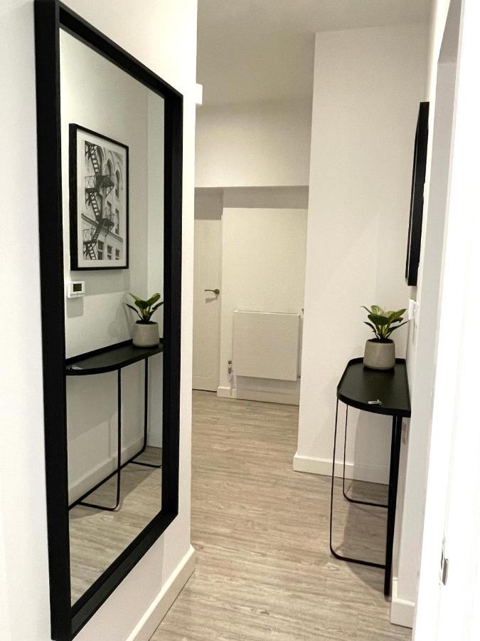 Onefivesix - Unique Apartments Бирмингам Екстериор снимка